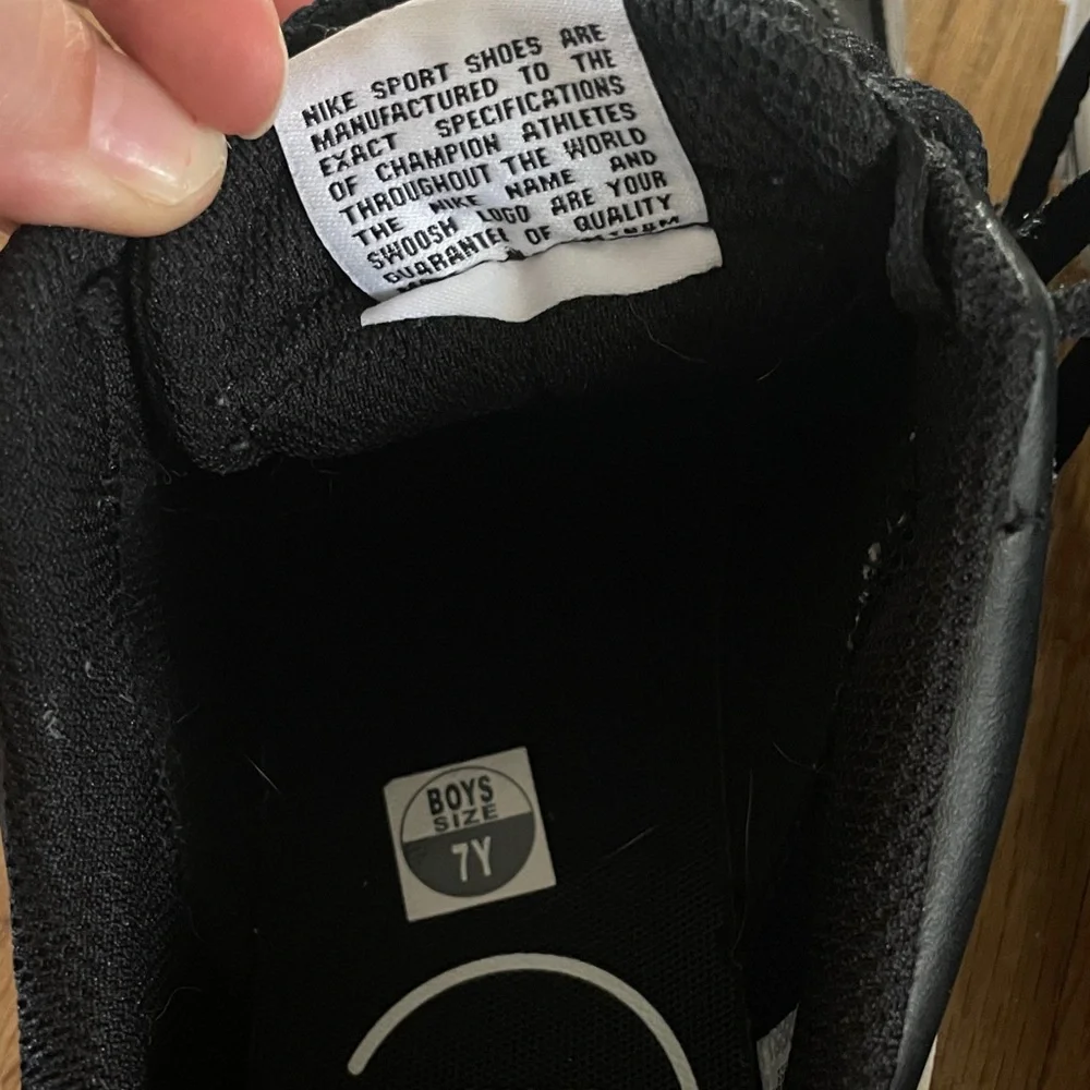 Nike Kids Court Legacy Black and White Sneakers - Picture 4 of 7